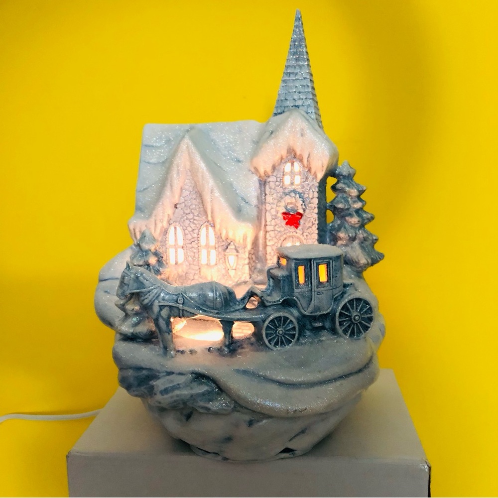 Vtg 2000 Tampa Bay Mold Christmas House Light Up Glitter Icy Blue Carriage Horse
